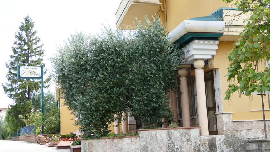 Hotel L'Ulivo Mirabella Eclano Exterior photo